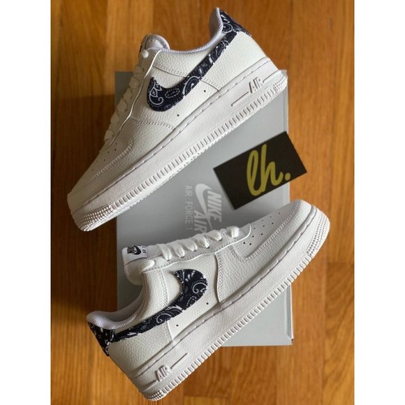 Size 7 w Nike Air Force 1 Low "Black Paisley" - Picture 5 of 5